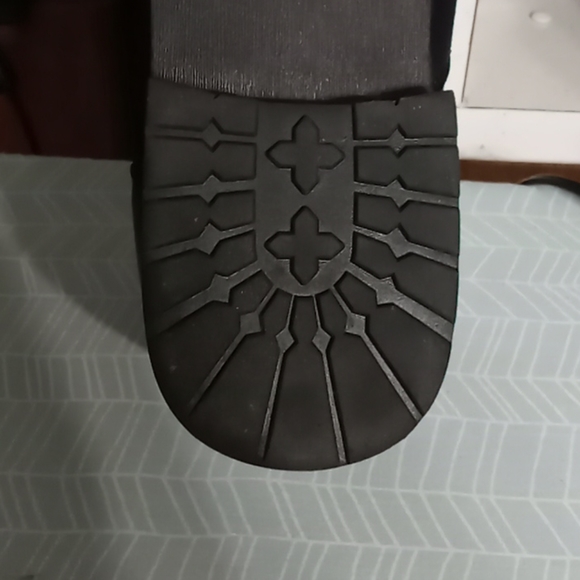 Kenneth Cole unlisted "Break Cover" Cap Toe Boot👢 - Picture 6 of 16